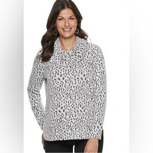 NWOT SERIOUSLY the SOFTEST fuzzy knit Cowl Neck Sweater by Croft&Barrow size SM